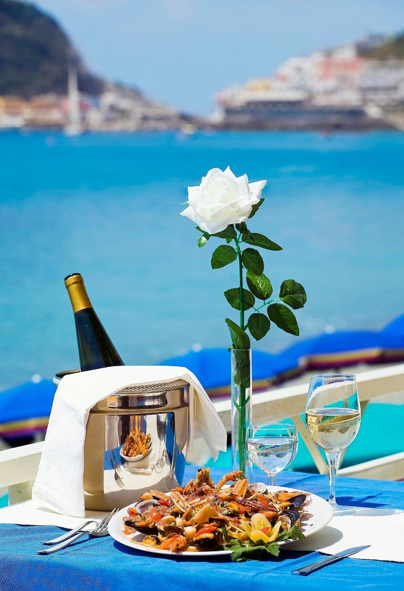 Hotel Vittorio Beach Resort Barano dʼIschia Buitenkant foto